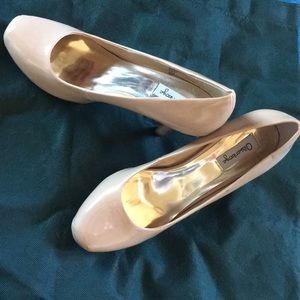 7.5 Nude Olsenboye Stiletto